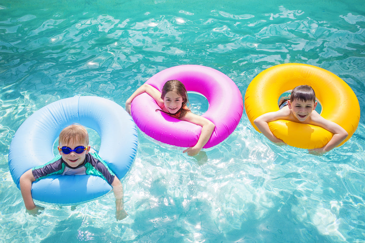 Choosing Your Depth – Working with Floaters and Pool Equipment for Fun Days on the Water